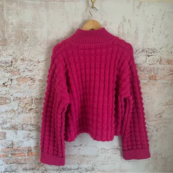 Entro Chunky Mock Neck Sweater in Fuchsia - Picture 5 of 6